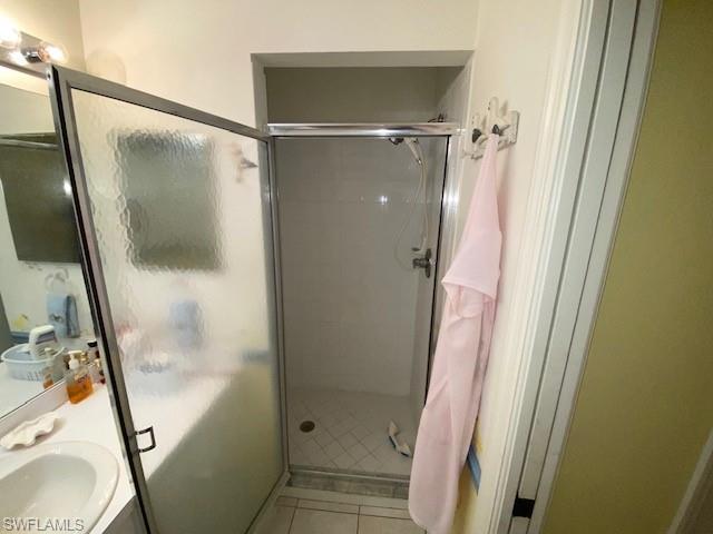 BATHROOM 2