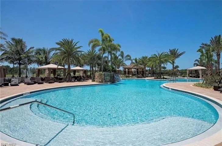 2882 Cinnamon Bay Cir, Naples, Florida 34119