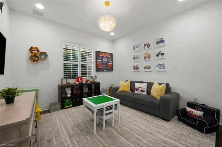 2882 Cinnamon Bay Cir, Naples, Florida 34119
