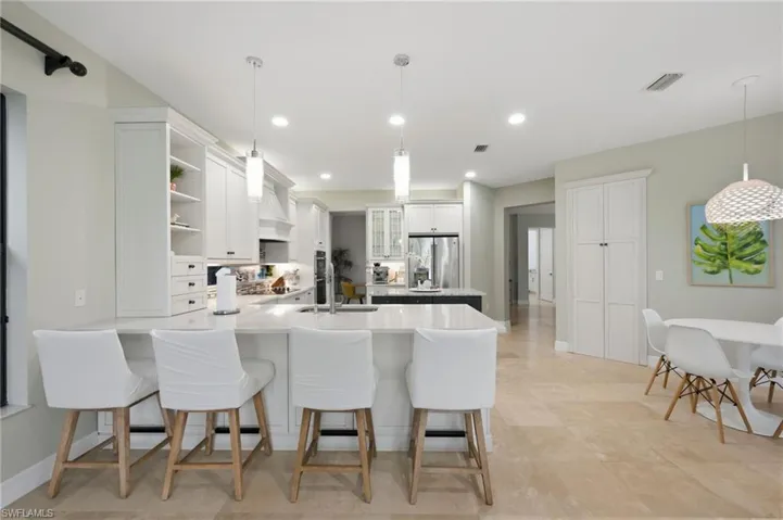 2882 Cinnamon Bay Cir, Naples, Florida 34119