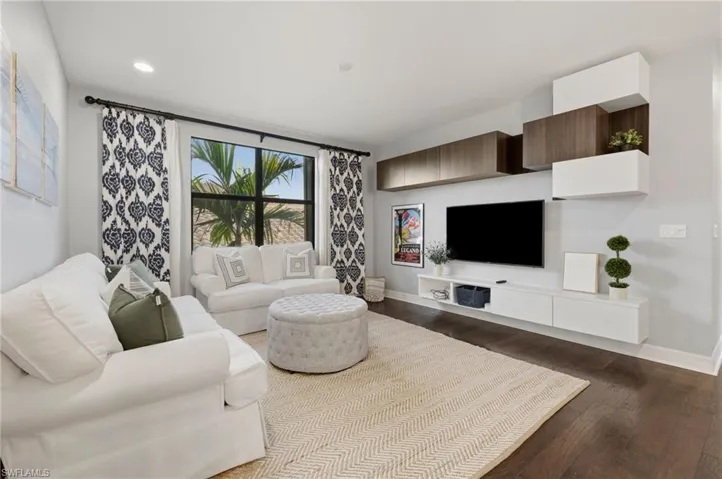 2882 Cinnamon Bay Cir, Naples, Florida 34119