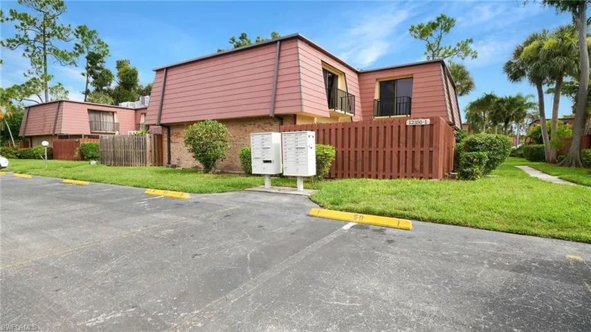 12350  Woodrose  CT, Fort Myers, FL 33907