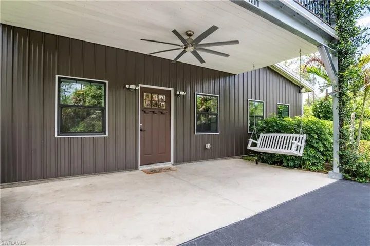 1301 Ivy Way, Naples, Florida 34117