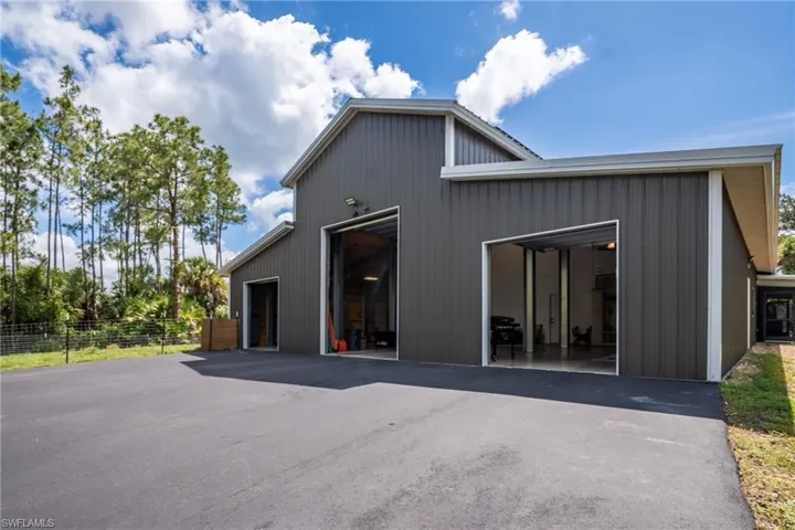 1301 Ivy Way, Naples, Florida 34117