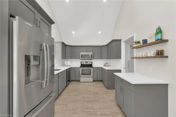 2330  14th NE AVE, Naples, FL 34120