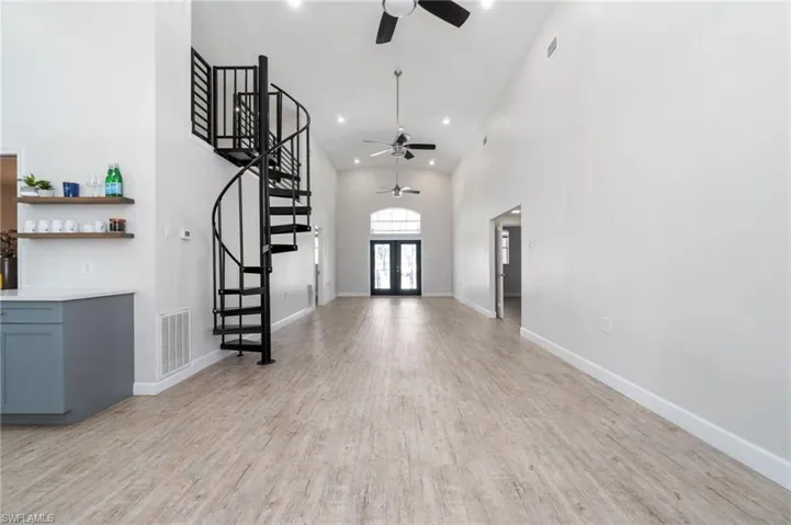 2330  14th NE AVE, Naples, FL 34120