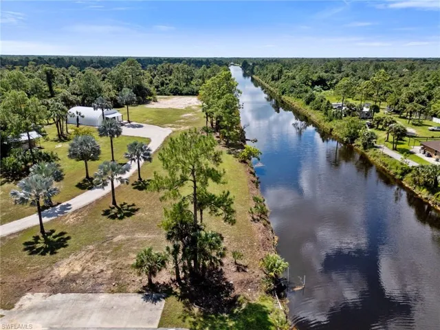 2330  14th NE AVE, Naples, FL 34120