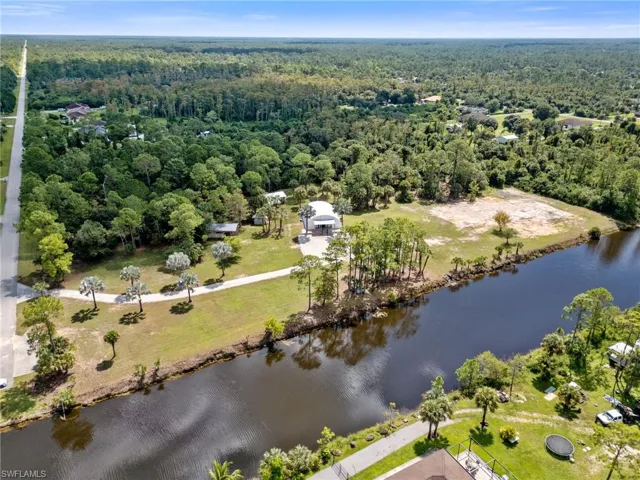 2330  14th NE AVE, Naples, FL 34120