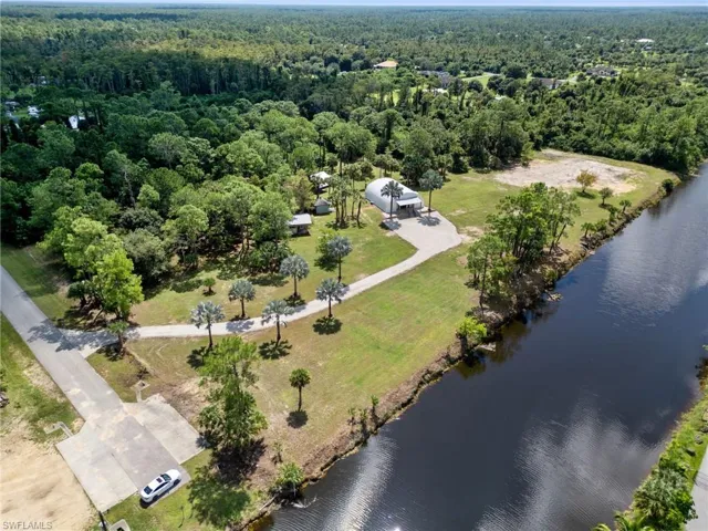 2330  14th NE AVE, Naples, FL 34120
