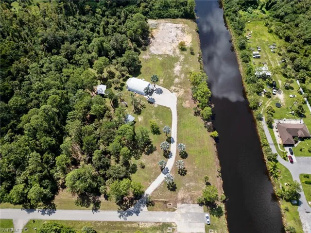 2330  14th NE AVE, Naples, FL 34120