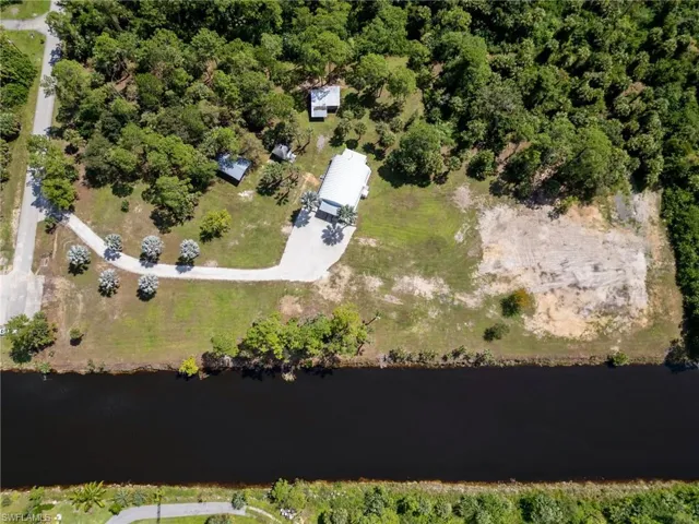 2330  14th NE AVE, Naples, FL 34120