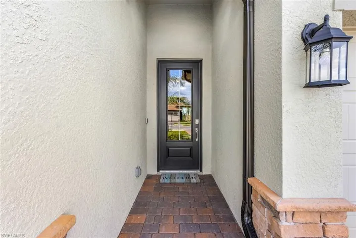 20210 Kingmont Dr, Estero, Florida 33913