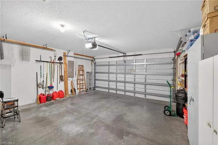 12835 Oakpointe Cir, Fort Myers, Florida 33912