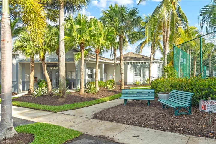 12835 Oakpointe Cir, Fort Myers, Florida 33912