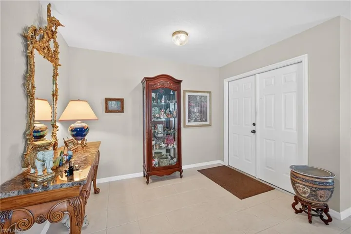 12835 Oakpointe Cir, Fort Myers, Florida 33912