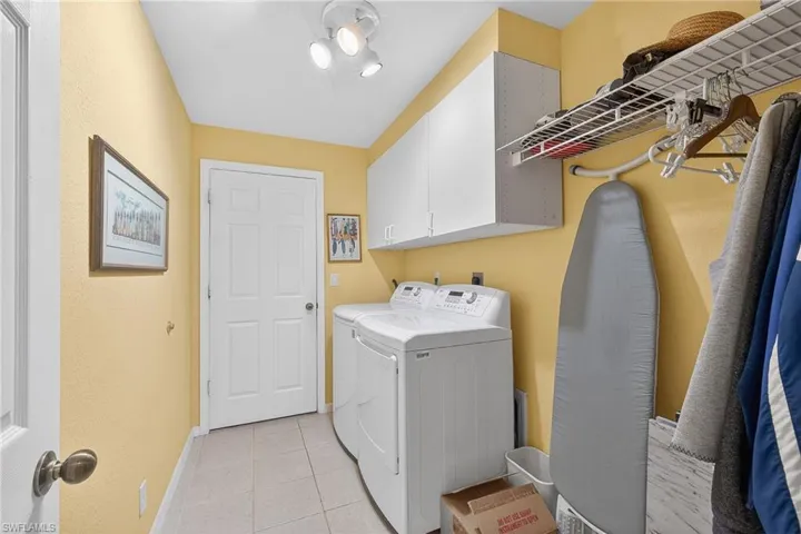 12835 Oakpointe Cir, Fort Myers, Florida 33912