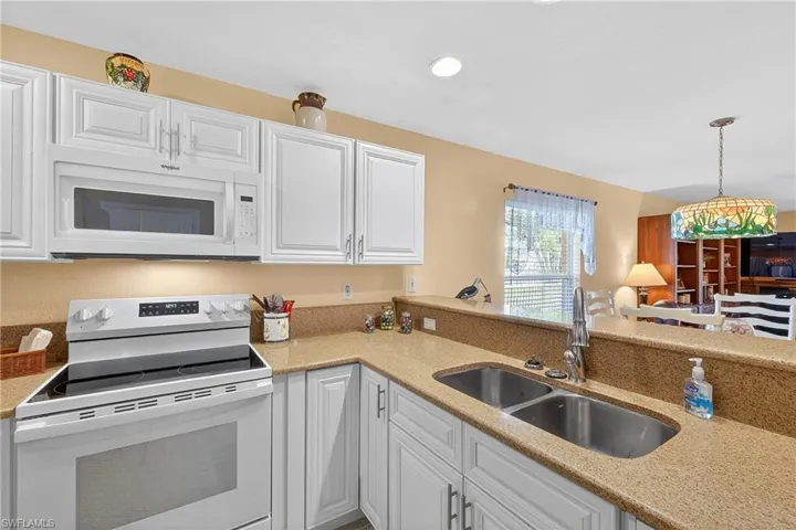 12835 Oakpointe Cir, Fort Myers, Florida 33912