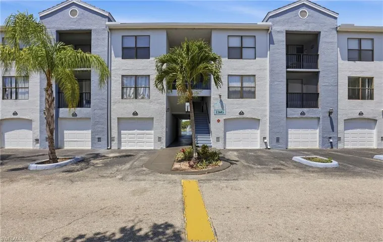 13605  Eagle Ridge  DR, Fort Myers, FL 33912