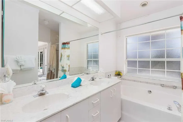 2308 Se 27th St, Cape Coral, Florida 33904