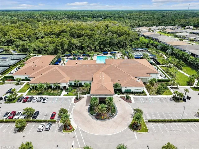 11268 Daphne Ct, Naples, Florida 34120