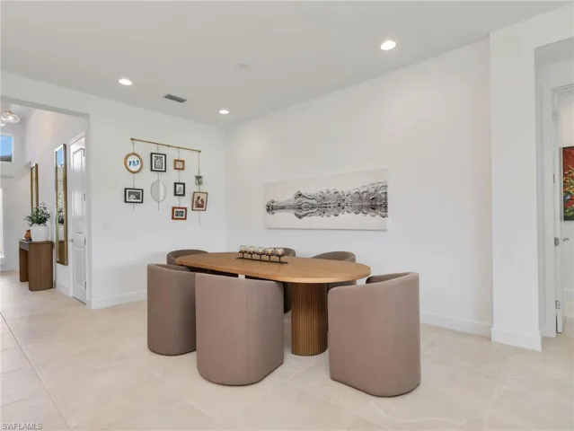 11268 Daphne Ct, Naples, Florida 34120