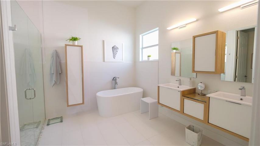 12646 Fairway Cove CT, FORT MYERS FL 33905