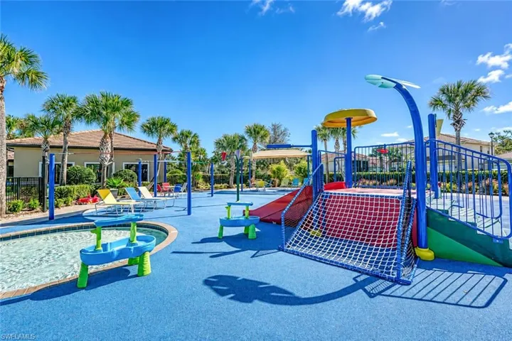 10535 Carolina Willow Dr, Fort Myers, Florida 33913