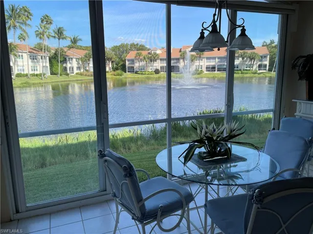 8405  Excalibur  CIR, Naples, FL 34108