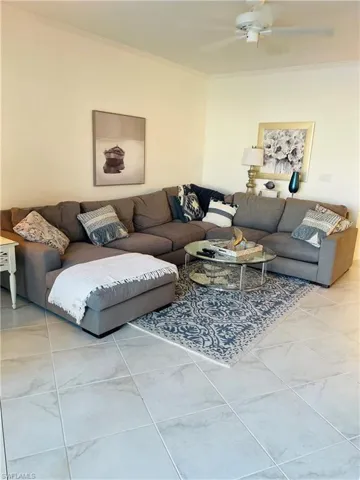 8405  Excalibur  CIR, Naples, FL 34108