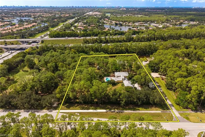 6320 English Oaks Ln, Naples, Florida 34119