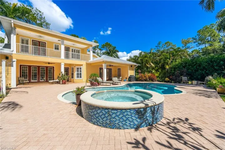 6320 English Oaks Ln, Naples, Florida 34119