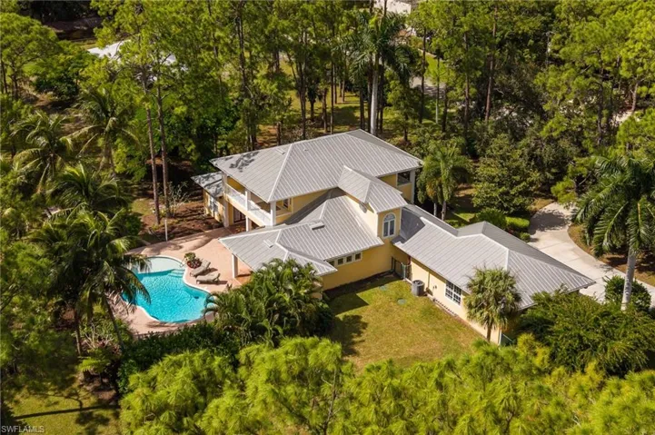 6320 English Oaks Ln, Naples, Florida 34119