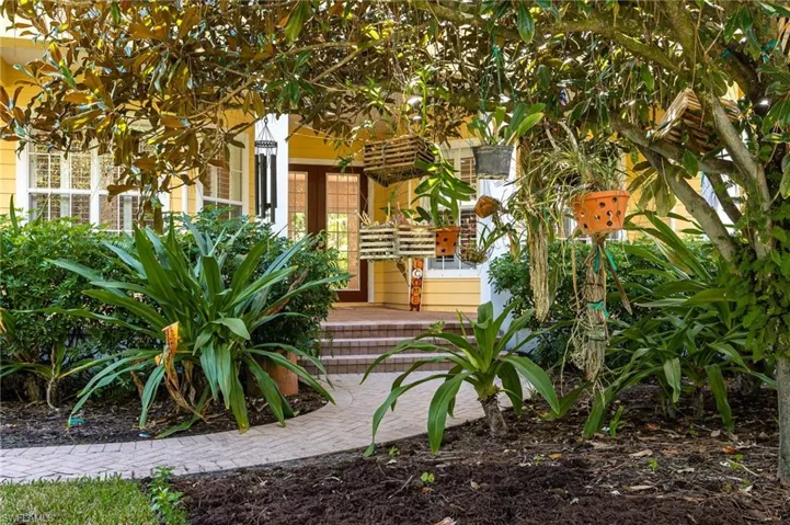 6320 English Oaks Ln, Naples, Florida 34119
