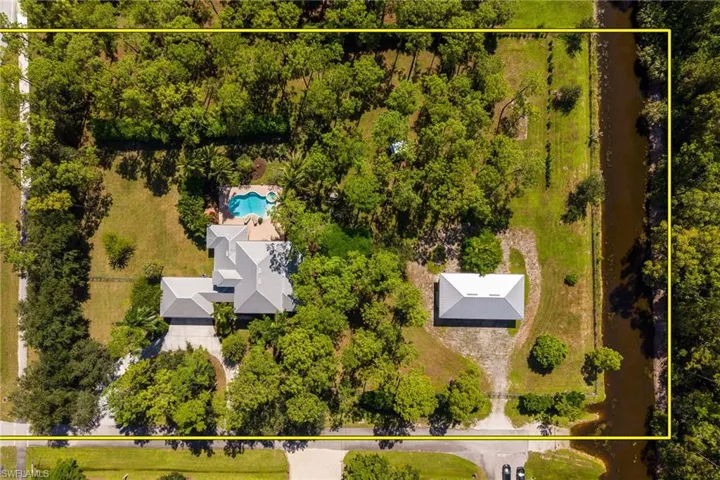 6320 English Oaks Ln, Naples, Florida 34119