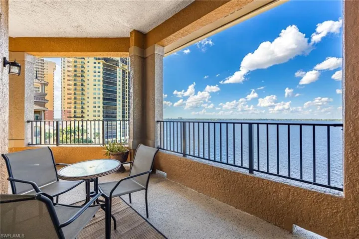 2825 Palm Beach Blvd 719, Fort Myers, Florida 33916