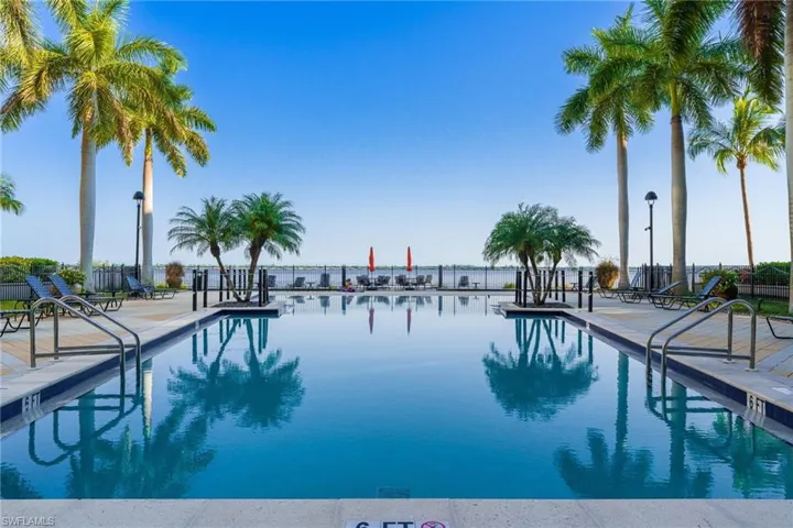 2825 Palm Beach Blvd 719, Fort Myers, Florida 33916