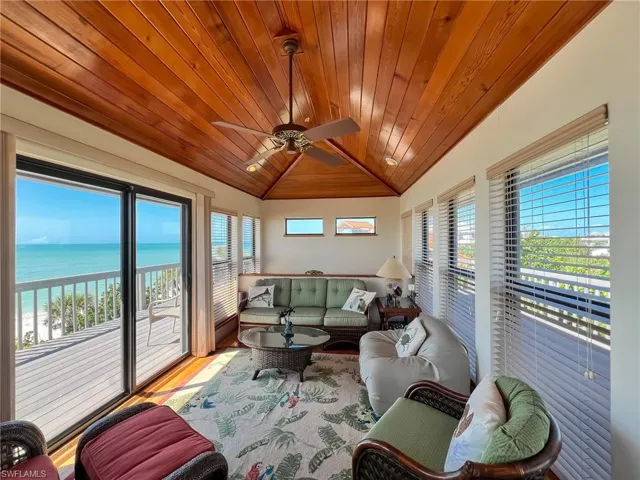412  Gulf Bend  DR, Upper Captiva, FL 33924