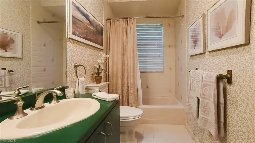 412  Gulf Bend  DR, Upper Captiva, FL 33924