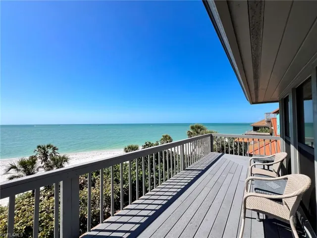 412  Gulf Bend  DR, Upper Captiva, FL 33924