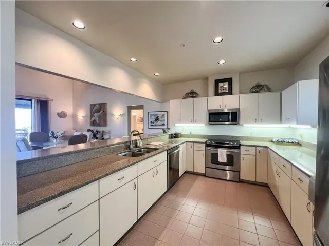 412  Gulf Bend  DR, Upper Captiva, FL 33924