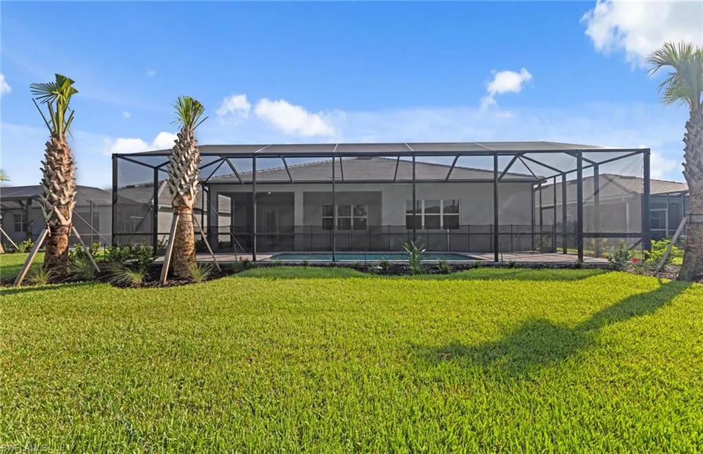 6992 Chapel Creek LN, North Fort Myers, FL 33917,225055995