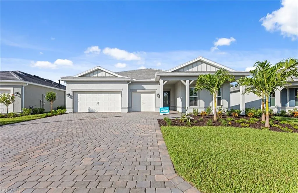 6992 Chapel Creek LN, North Fort Myers, FL 33917,225055995