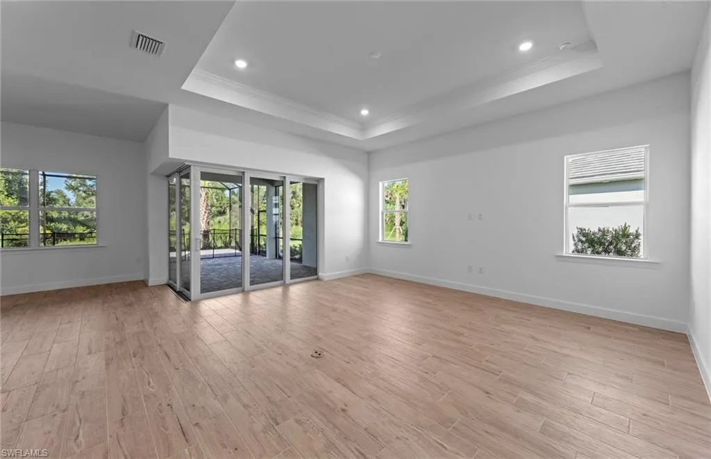 6992 Chapel Creek LN, North Fort Myers, FL 33917,225055995