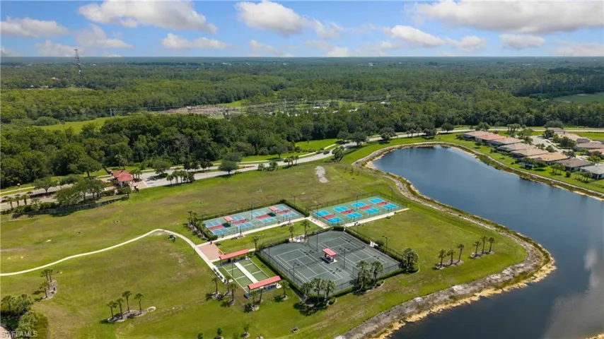 16095 Mistflower Dr, Alva, Florida 33920