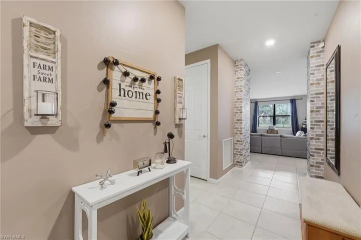 16095 Mistflower Dr, Alva, Florida 33920