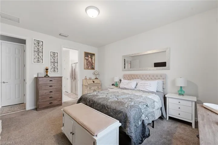 16095 Mistflower Dr, Alva, Florida 33920