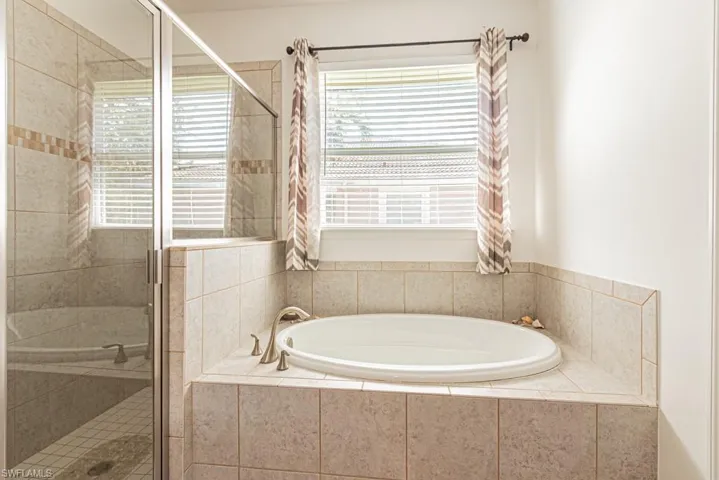3832  Dunnster  CT, Fort Myers, FL 33916