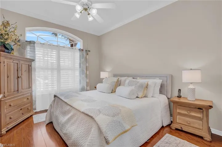 GUEST BEDROOM SUITE