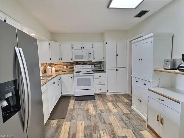 1745 Paradise Pt, Inverness, Florida 34450