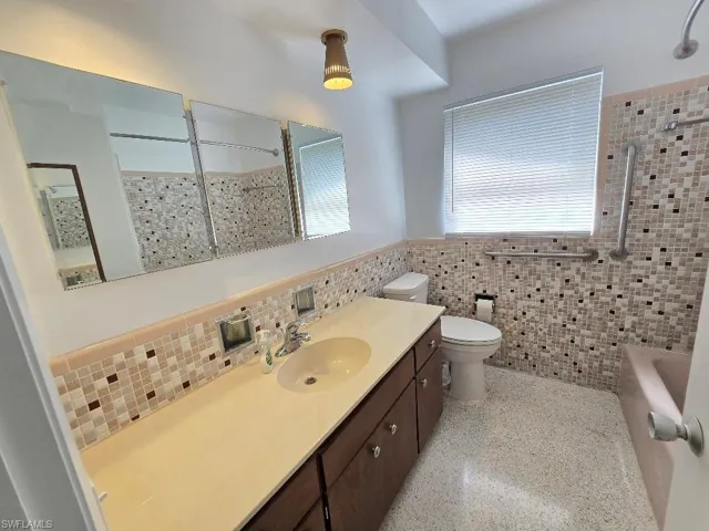 2829 Se 17th Ave, Cape Coral, Florida 33904